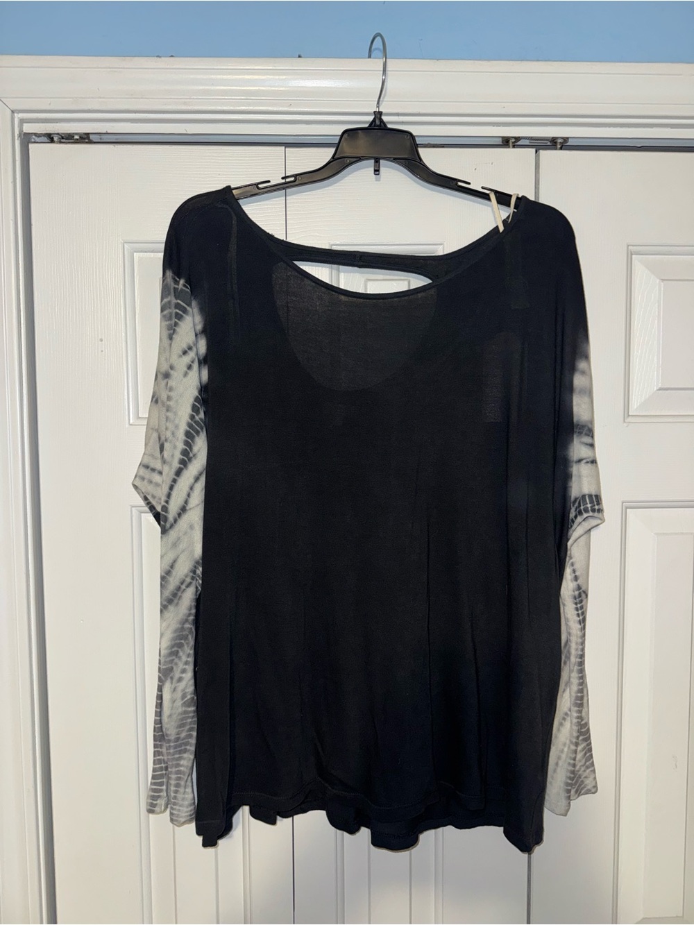 True Craft Black Tunic with Gray Tie-Dye Sleeves